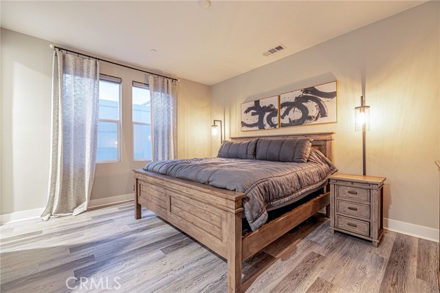 Detail Gallery Image 21 of 67 For 25035 Hidden Willow, Canyon Country,  CA 91387 - 5 Beds | 4 Baths