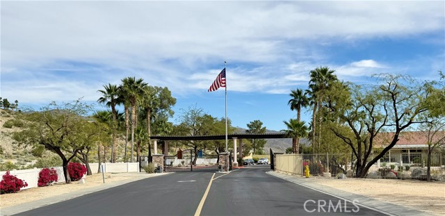 Detail Gallery Image 3 of 8 For 64069 Olympic Mountain, Desert Hot Springs,  CA 92240 - 3 Beds | 2 Baths