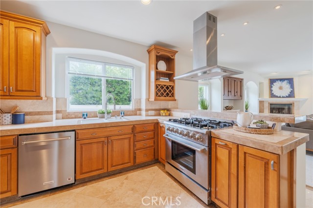 5502 Beran St, Torrance CA: https://media.crmls.org/medias/3b66473c-04f2-4360-a3ce-6c30c0029435.jpg