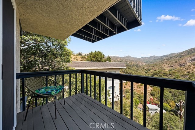 Detail Gallery Image 12 of 31 For 2838 Lambert, Los Angeles,  CA 90068 - 7 Beds | 7 Baths