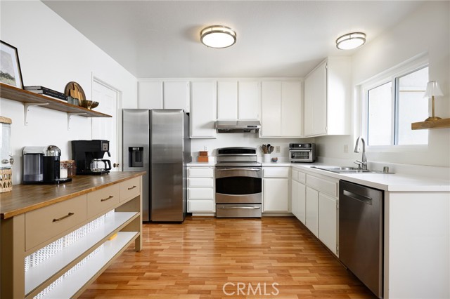 5927 E Creekside Avenue, Orange CA: https://media.crmls.org/medias/3b679bcd-9c34-44a5-9605-2b0f09cb32c9.jpg