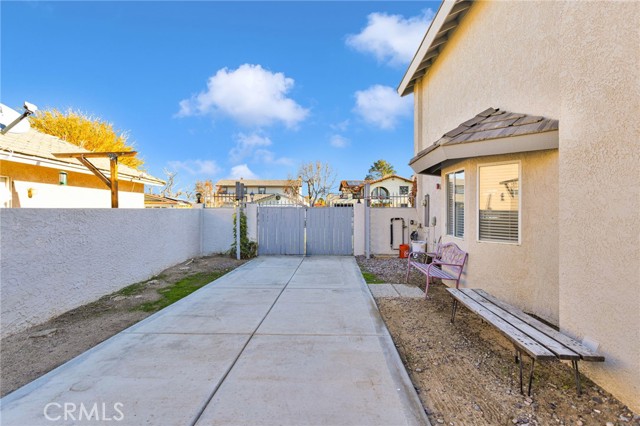 Detail Gallery Image 35 of 50 For 18570 Niagara, Victorville,  CA 92395 - 4 Beds | 3 Baths