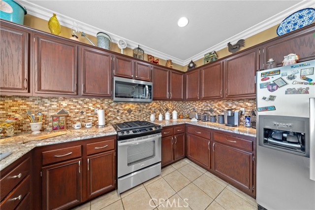 Detail Gallery Image 15 of 43 For 5550 Allendale Dr, Riverside,  CA 92507 - 3 Beds | 2/1 Baths