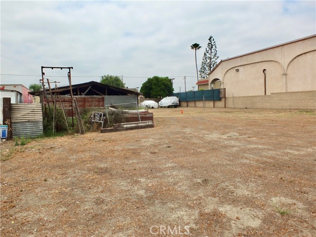 10505 Artesia Blvd., Bellflower CA: https://media.crmls.org/medias/3b68174a-28ad-4042-be35-22664b3d53dc.jpg