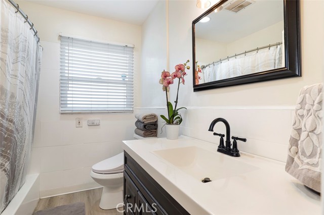 Detail Gallery Image 10 of 13 For 641 Hill St, Inglewood,  CA 90302 - 2 Beds | 1 Baths