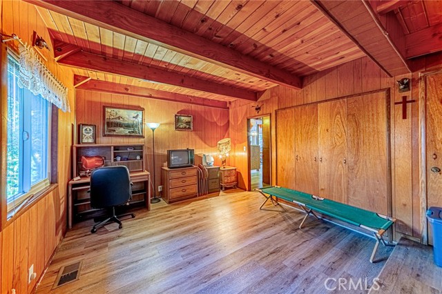 Detail Gallery Image 26 of 51 For 5522 Acorn, Wrightwood,  CA 92397 - 1 Beds | 1/1 Baths