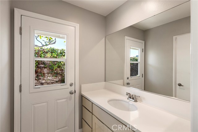 Detail Gallery Image 28 of 34 For 1901 Altura, Corona Del Mar,  CA 92625 - 4 Beds | 3 Baths