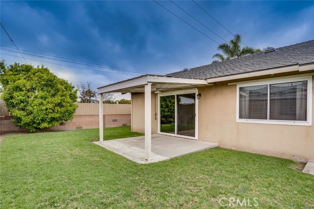 Image 23 of 29 For 15501 Eliot  