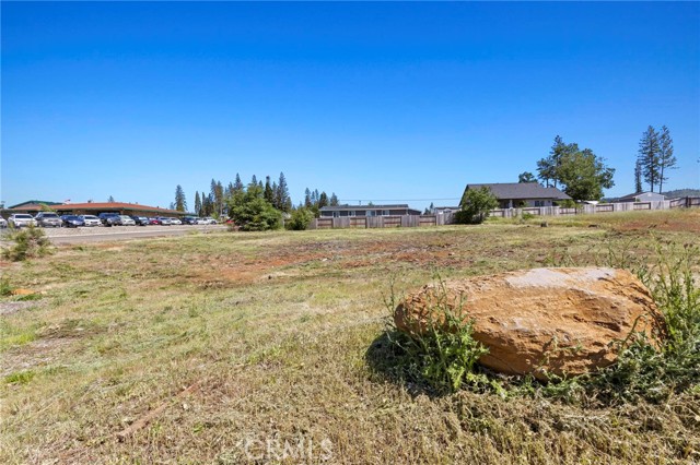 6588 Pentz Road, Paradise CA: https://media.crmls.org/medias/3b6b874b-de7e-4330-b3c0-0f9f939c1c5c.jpg