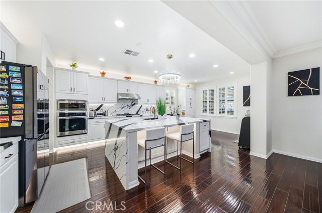 Detail Gallery Image 22 of 74 For 35409 Summerholly Ln, Murrieta,  CA 92563 - 6 Beds | 4/1 Baths