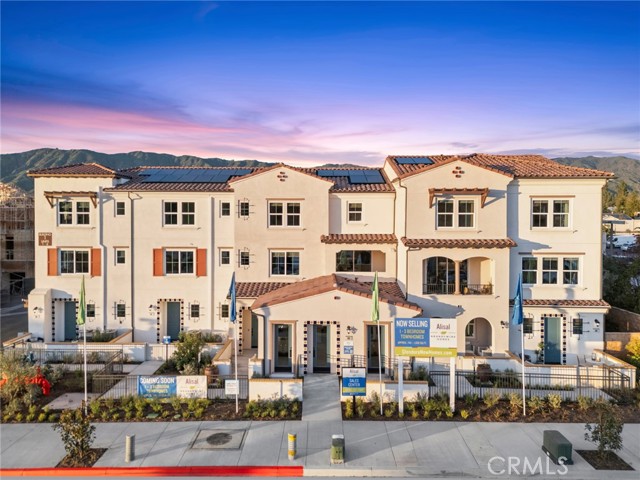 Detail Gallery Image 16 of 16 For 723 E. Route 66, Glendora,  CA 91740 - 3 Beds | 3/1 Baths