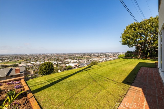 4501 Paseo De Las Tortugas, Torrance CA: https://media.crmls.org/medias/3b6d5b31-443c-48e7-bd52-d86745e48b4f.jpg