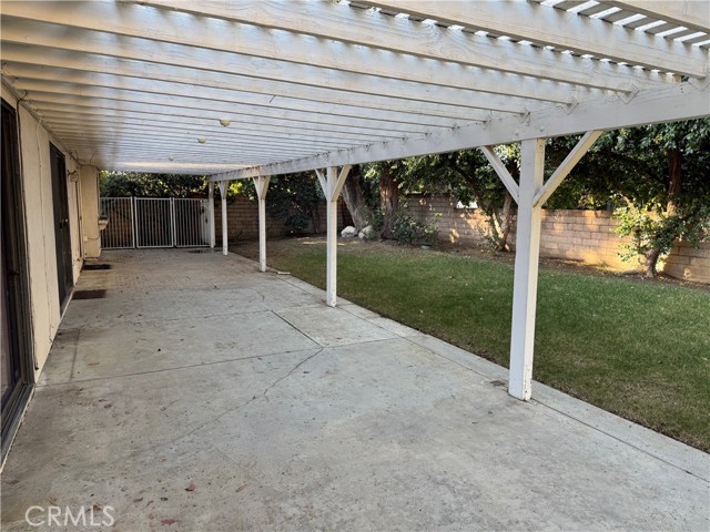 Detail Gallery Image 20 of 29 For 9201 Paso Robles, Northridge,  CA 91325 - 4 Beds | 4 Baths