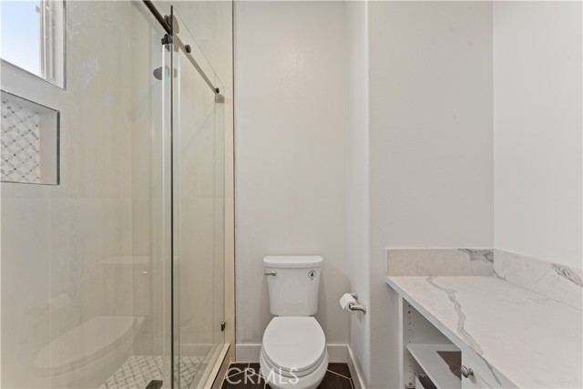 Detail Gallery Image 17 of 41 For 16395 Ridge Field, Riverside,  CA 92503 - 5 Beds | 4 Baths