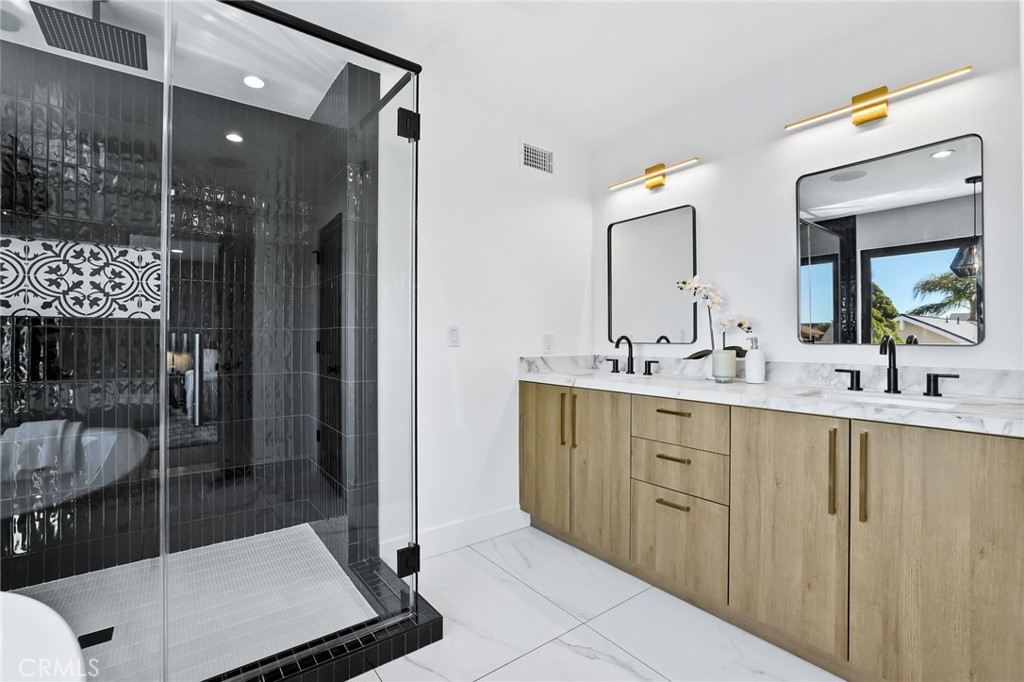 MLS #OC26157556 image #35