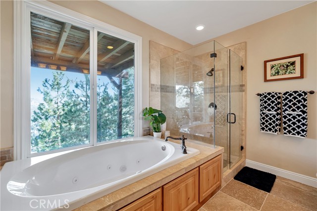 Detail Gallery Image 33 of 61 For 1119 Brentwood Dr, Lake Arrowhead,  CA 92352 - 4 Beds | 3/1 Baths