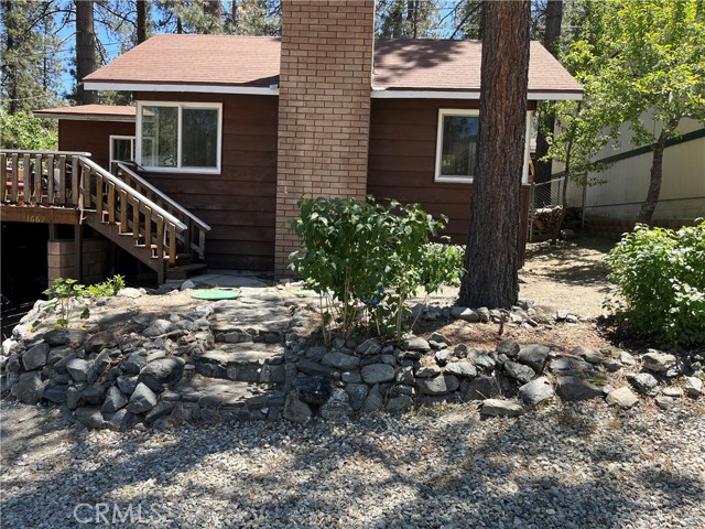 Detail Gallery Image 2 of 25 For 1669 Linnet Rd, Wrightwood,  CA 92397 - 2 Beds | 1 Baths