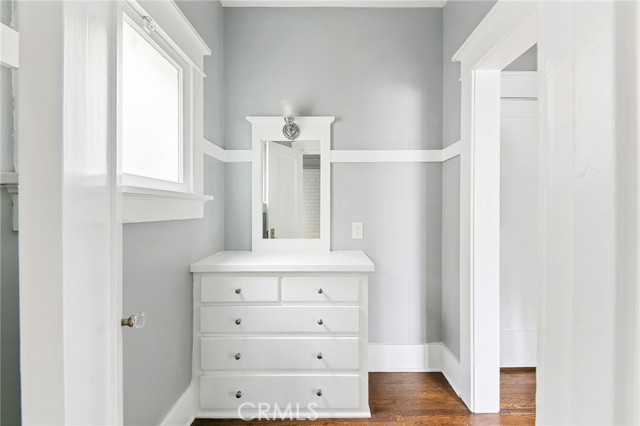 463 W 6th Street, Long Beach CA: https://media.crmls.org/medias/3b728a3d-0a09-439e-bb27-0bbda2a2da97.jpg