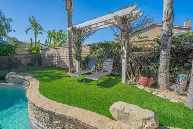 Detail Gallery Image 38 of 46 For 30401 Servilla, Castaic,  CA 91384 - 5 Beds | 3 Baths