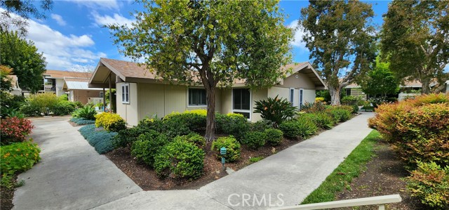 Detail Gallery Image 2 of 26 For 694 Avenida Sevilla #C,  Laguna Woods,  CA 92637 - 2 Beds | 1/1 Baths