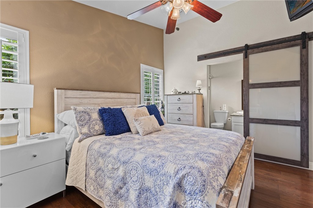 MLS #OC25223334 image #19