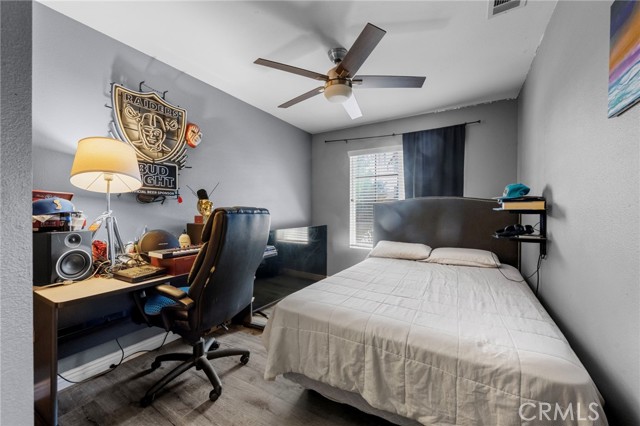 Detail Gallery Image 33 of 55 For 15070 Spring, Fontana,  CA 92335 - 5 Beds | 2 Baths