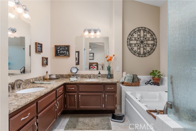 Detail Gallery Image 25 of 48 For 1065 Summerplace Ct, Corona,  CA 92881 - 4 Beds | 3/1 Baths