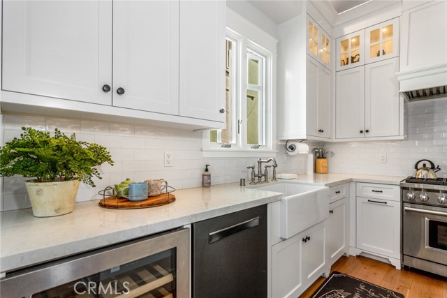Detail Gallery Image 10 of 33 For 162 Pomona Ave, Long Beach,  CA 90803 - 2 Beds | 2 Baths