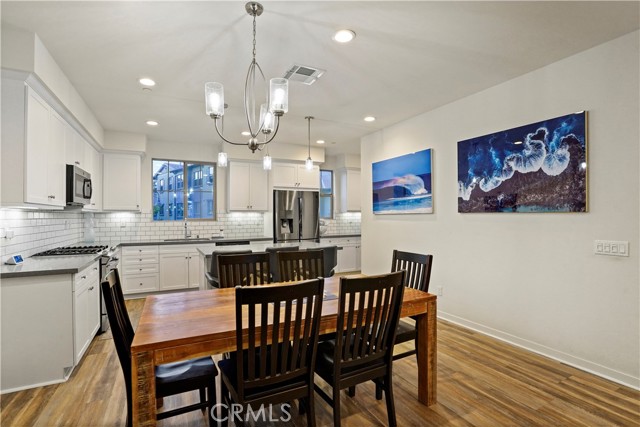Detail Gallery Image 32 of 55 For 344 Vintage Way, Tustin,  CA 92780 - 4 Beds | 3/1 Baths