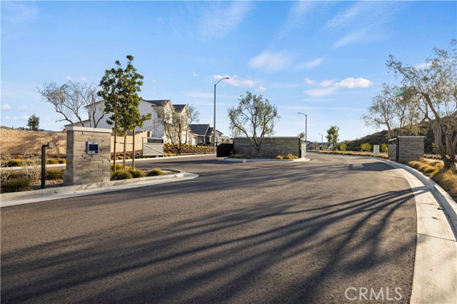 Detail Gallery Image 35 of 38 For 30024 Chestnut Ln, Castaic,  CA 91384 - 3 Beds | 2/1 Baths