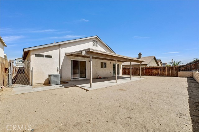 Detail Gallery Image 17 of 18 For 11719 Fern Pine, Victorville,  CA 92392 - 4 Beds | 2 Baths