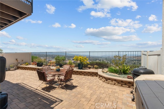 27711 Adonis Lane, Canyon Country CA: https://media.crmls.org/medias/3b778948-cd96-457b-8b79-b8788059e8d7.jpg