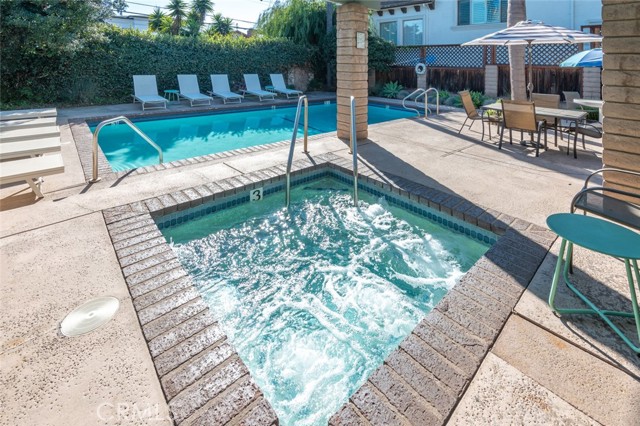 2110 Vanderbilt Lane, Redondo Beach, California 90278, 2 Bedrooms Bedrooms, ,2 BathroomsBathrooms,Residential,Sold,Vanderbilt,PV21255793