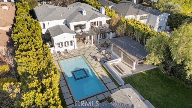7 Bed Home for Sale in Encino, California