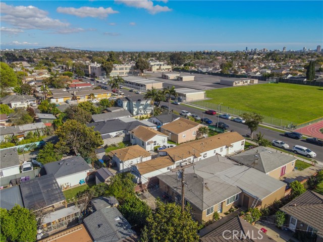 2123 Columbia Street, Long Beach, California 90810, ,Multi-Family,For Sale,Columbia,SB24066151