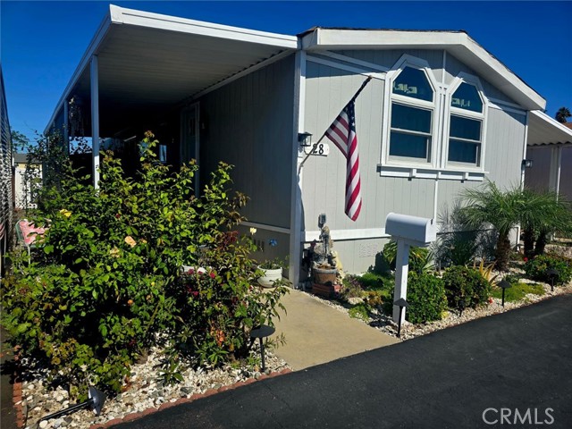 Detail Gallery Image 2 of 27 For 15621 Beach Blvd #28,  Westminster,  CA 92683 - 2 Beds | 2 Baths