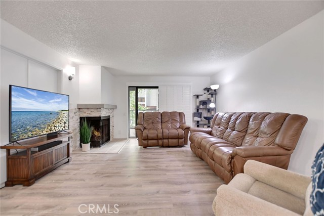 Front Image Thumbnail for CROC26076208