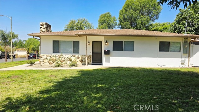 Detail Gallery Image 1 of 50 For 11141 Mcvine Ave, Sunland,  CA 91040 - 4 Beds | 3 Baths