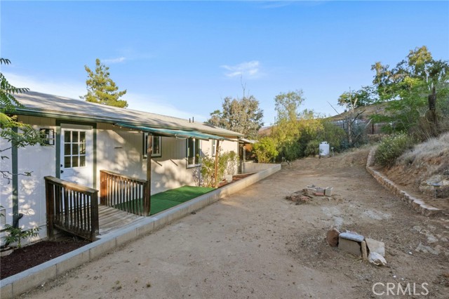 27255 Vista Avenue, Perris CA: https://media.crmls.org/medias/3b7992bc-b8f0-48b2-a9ec-5154673ccc92.jpg
