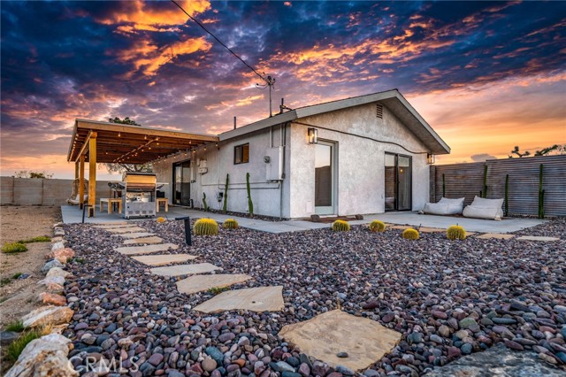 Detail Gallery Image 5 of 70 For 55924 Wood Dr, Yucca Valley,  CA 92284 - 2 Beds | 1 Baths