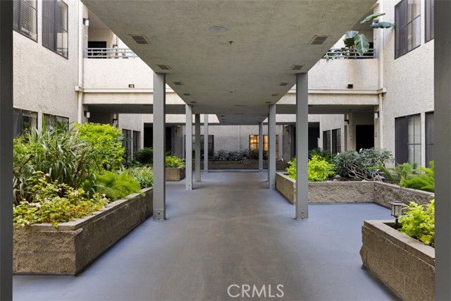 Detail Gallery Image 20 of 21 For 720 W 4th #110,  Long Beach,  CA 90802 - 1 Beds | 2 Baths