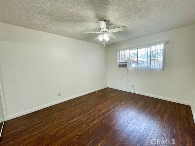 Detail Gallery Image 7 of 10 For 935 E Route 66, Glendora,  CA 91740 - 1 Beds | 1 Baths