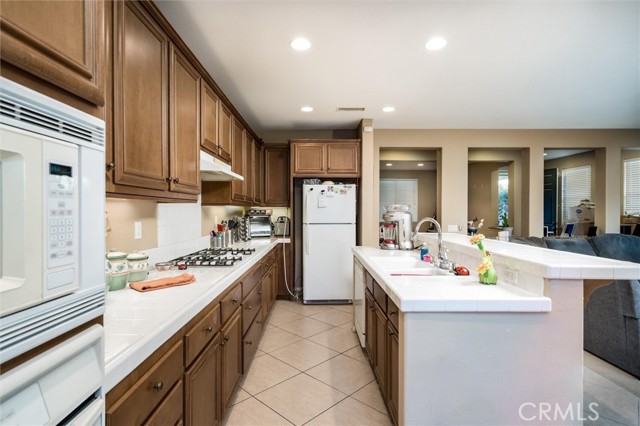 Detail Gallery Image 4 of 37 For 29095 Light Sails Ct, Menifee,  CA 92585 - 3 Beds | 2 Baths