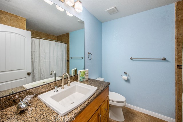 Detail Gallery Image 24 of 45 For 21460 Pine Ridge Ave, Apple Valley,  CA 92307 - 3 Beds | 2/1 Baths