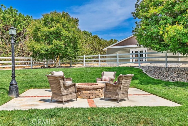 30026 Santiago Road, Temecula CA: https://media.crmls.org/medias/3b7fb4e2-260d-462b-8c67-671827f7e390.jpg