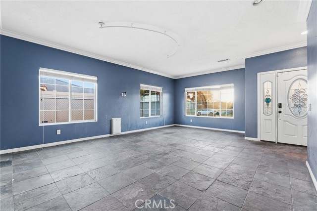 Detail Gallery Image 3 of 37 For 26647 Mainsail, Helendale,  CA 92342 - 4 Beds | 2/1 Baths