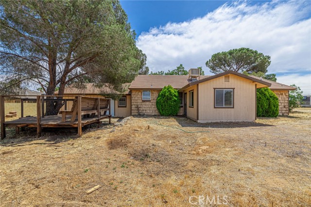 42631 51st W Street, Quartz Hill CA: https://media.crmls.org/medias/3b802436-5afa-446a-90c8-6b7fa7f724ea.jpg