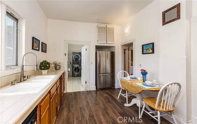 331 Nordina Street, Redlands CA: https://media.crmls.org/medias/3b806778-502b-4147-b997-3594550f1453.jpg