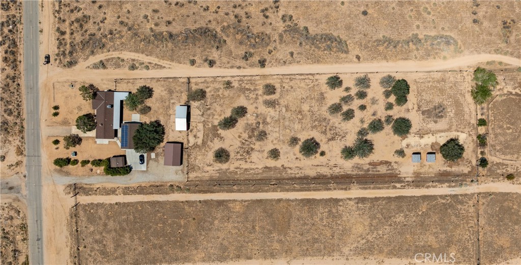 https://media.crmls.org/medias/3b822176-a648-4ab3-a8d8-a651a601df01.jpg?preset=X-Large
