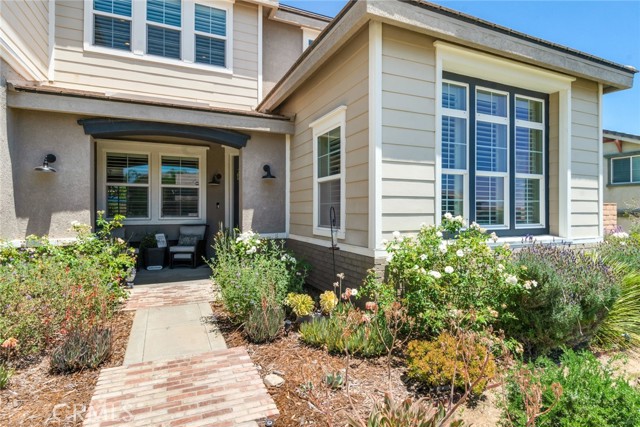 4765 Falconview Court, Fontana CA: https://media.crmls.org/medias/3b829e28-781c-435d-8e22-33ae3913bbd7.jpg